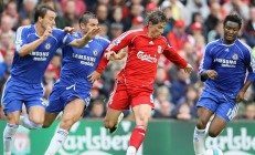 开云体育登录-姆巴佩跨洲压制，当法国巨星的光芒照亮加拿大对阵哥斯达黎加的绿茵战场