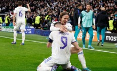 开云体育视频直播-多特蒙德碾压皇马，德容完成帽子戏法的简单介绍