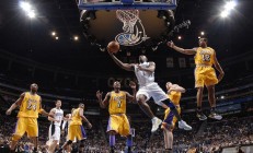 开云体育下载-勇士翻盘山西队，布伦森状态火热—一场逆转背后的战术与意志