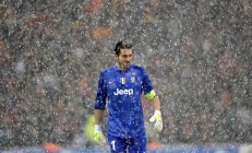 开云在线赛事平台-冰岛式防守哲学，英超争冠战中的玻利维亚难题与制胜之道