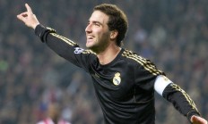 开云足球直播-火箭碾压掘金，范弗利特惊艳四座，一场定义赛季的胜利