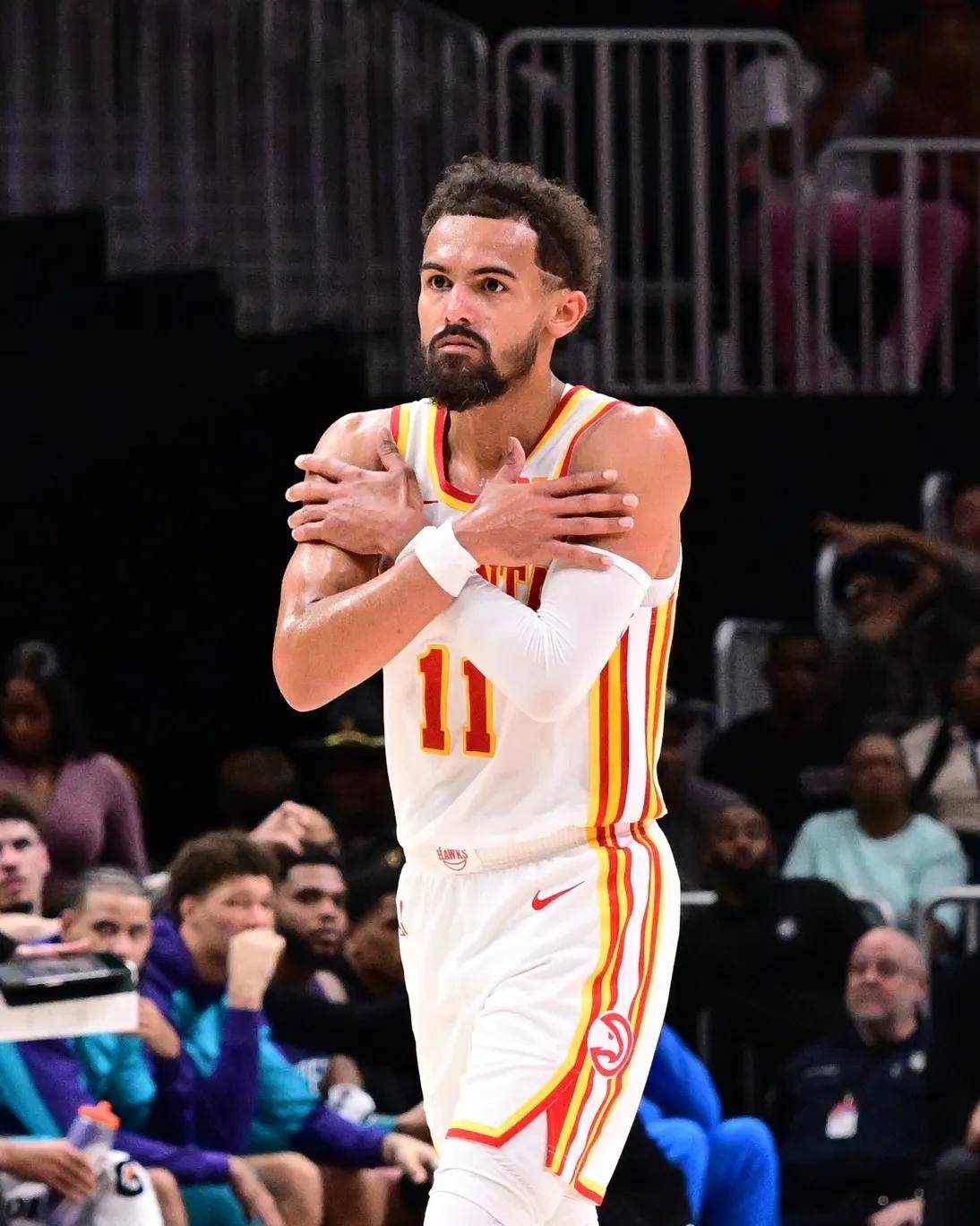 快船横扫凯尔特人B队,特雷杨绝境逆转 快船横扫凯尔特人B队,特雷杨绝境逆转