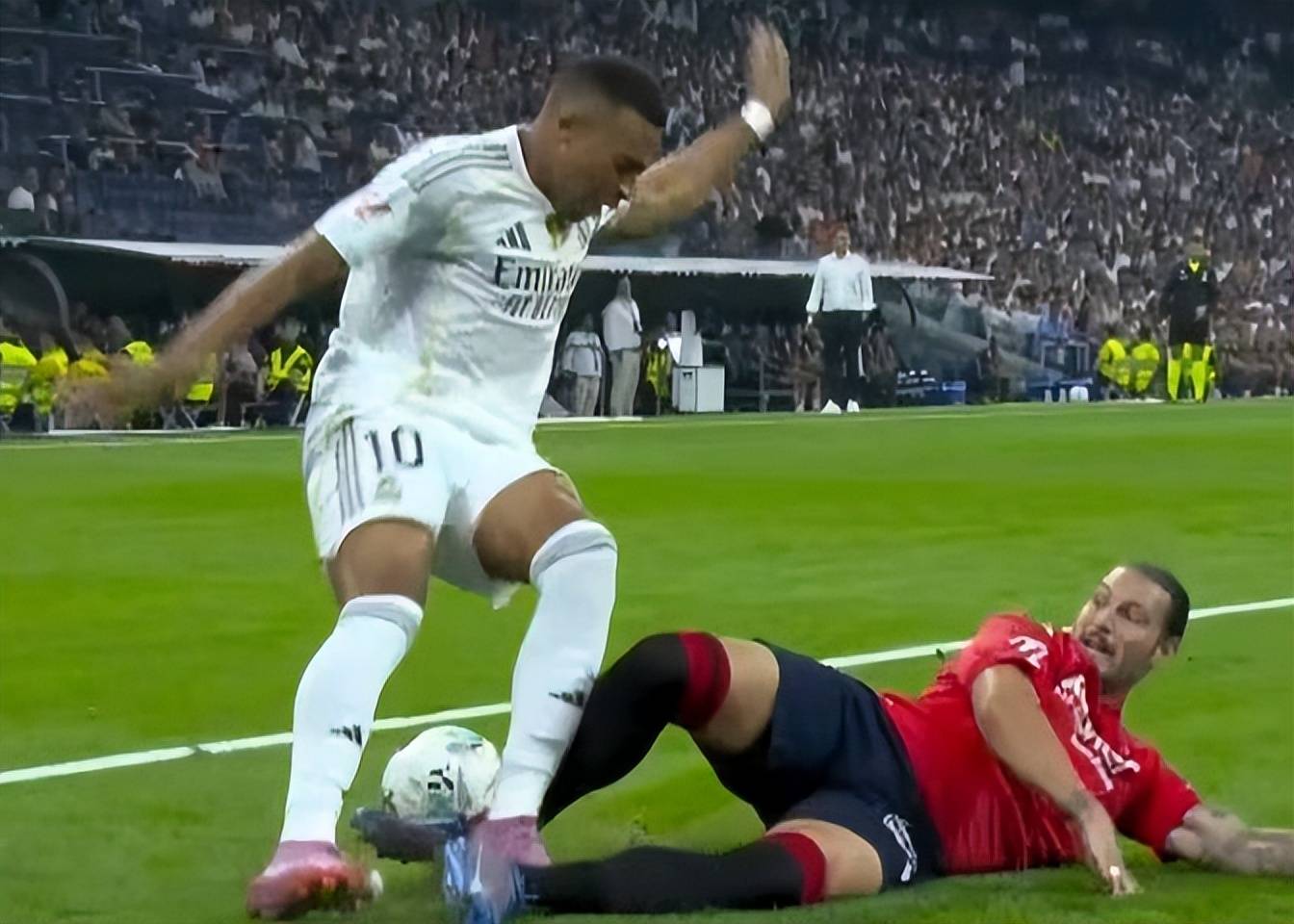 关于土耳其强势皇马，托雷斯关键制胜的信息