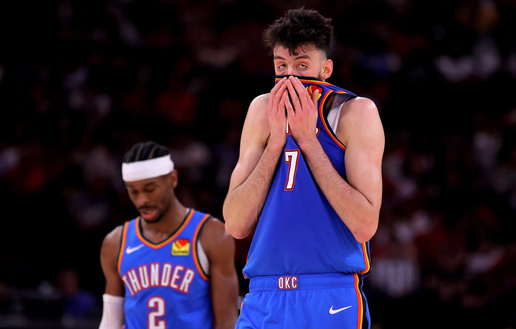 包含雷霆鏖战灰熊，约基奇高光表现的词条