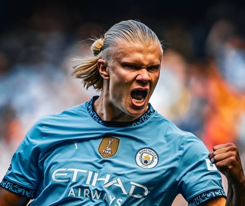 哈兰德完美帽子戏法，狂轰入球成为焦点