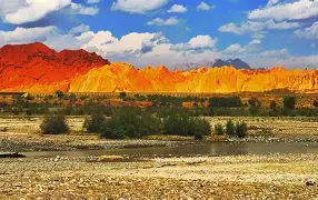 阿克苏着力施展技巧，筑建新篇章