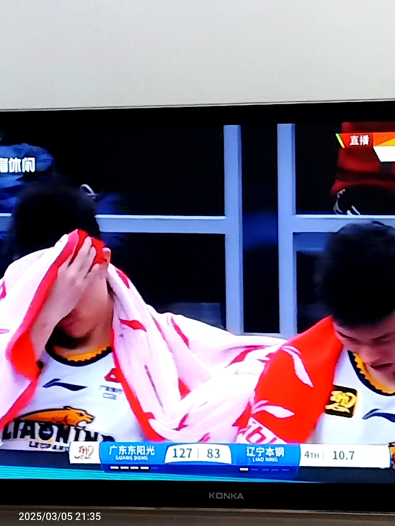 痛失点球攻克对手，双方战平收场的简单介绍