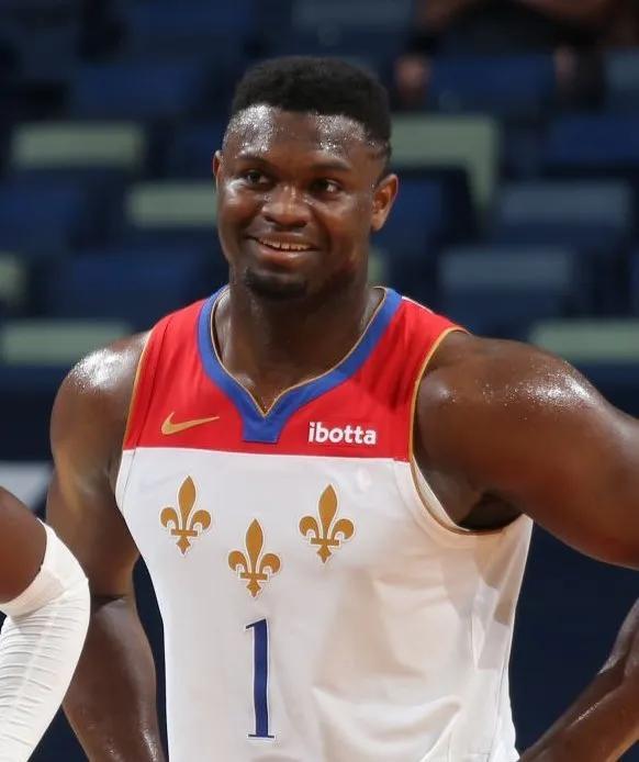 包含查尔顿出色表现，卫冕冠军落败的词条