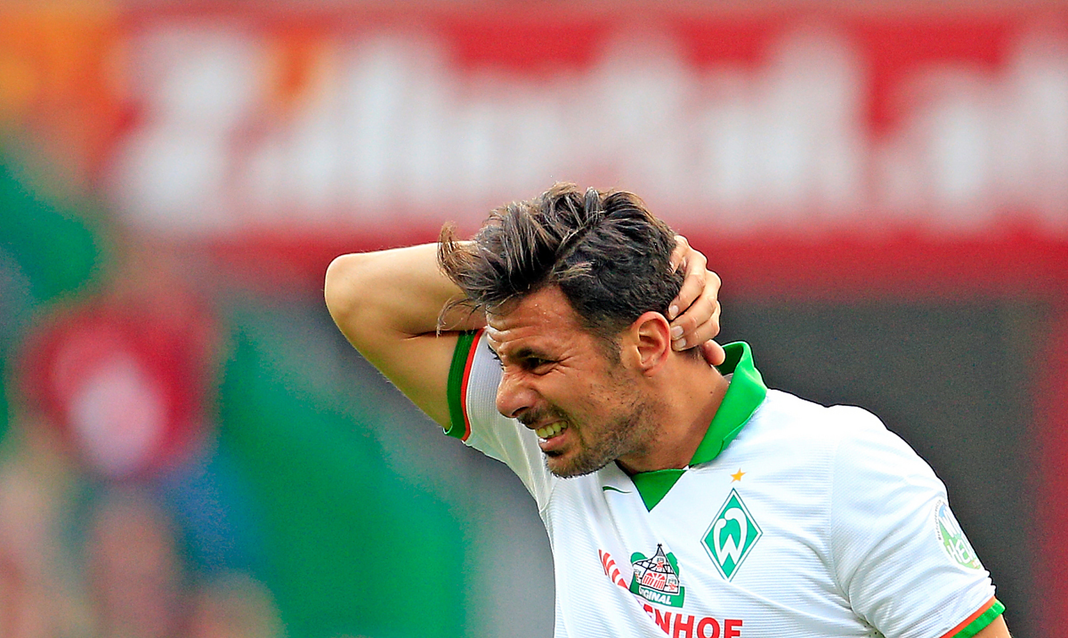 不莱梅球队在德国足球联赛中跌入低谷的简单介绍