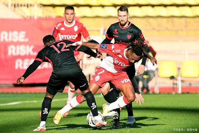 西汉姆联逼平南安普顿，遭遇不胜压力的简单介绍