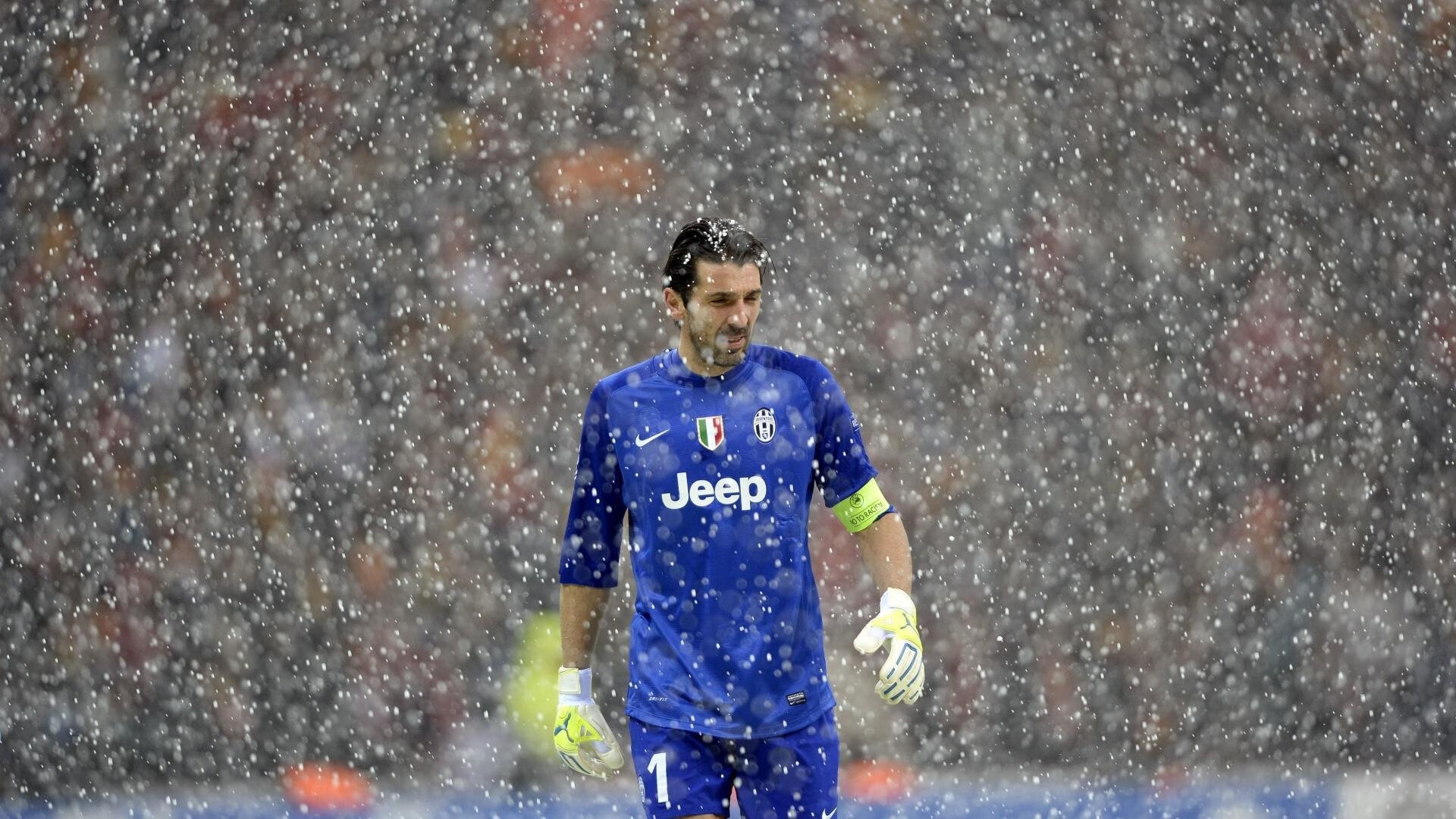 北欧寒锋遭遇南美铁壁，德布劳内跨洲带队，战术革新破解瑞典乌拉圭僵局