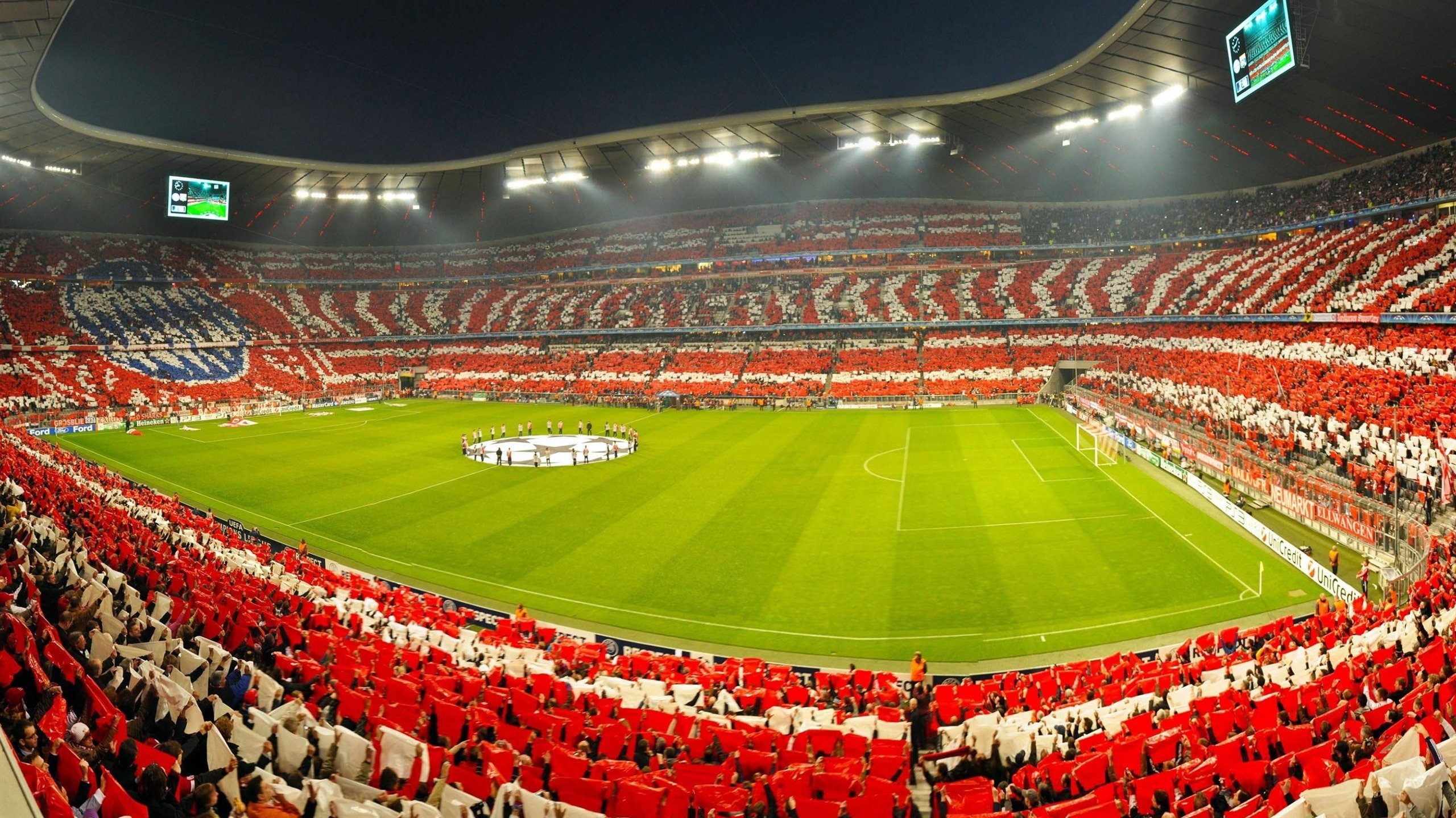 年度焦点之战之夜,拉什福德独造三球带队逆转取胜