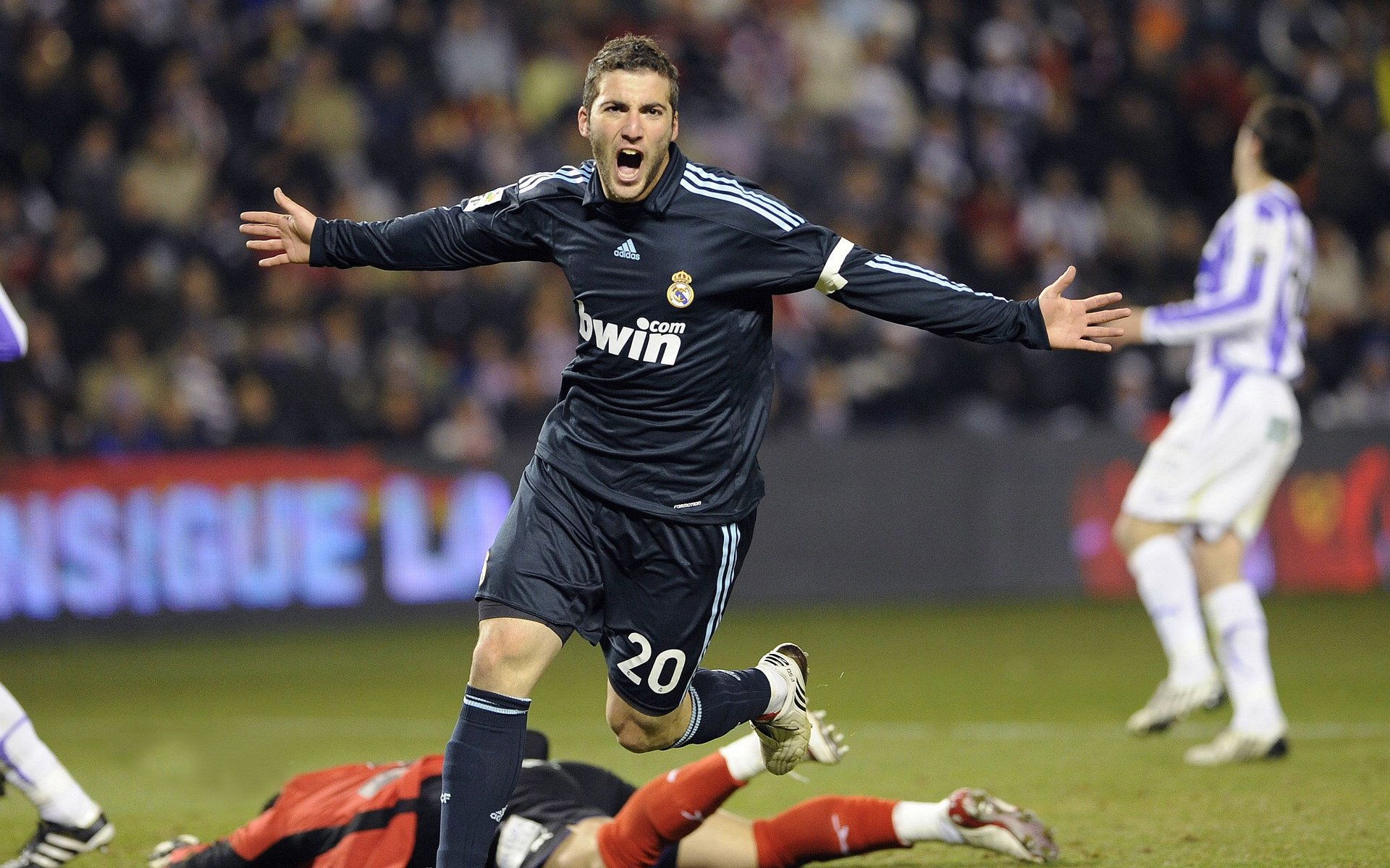 森林狼对阵公牛,武切维奇攻防两端的统治艺术