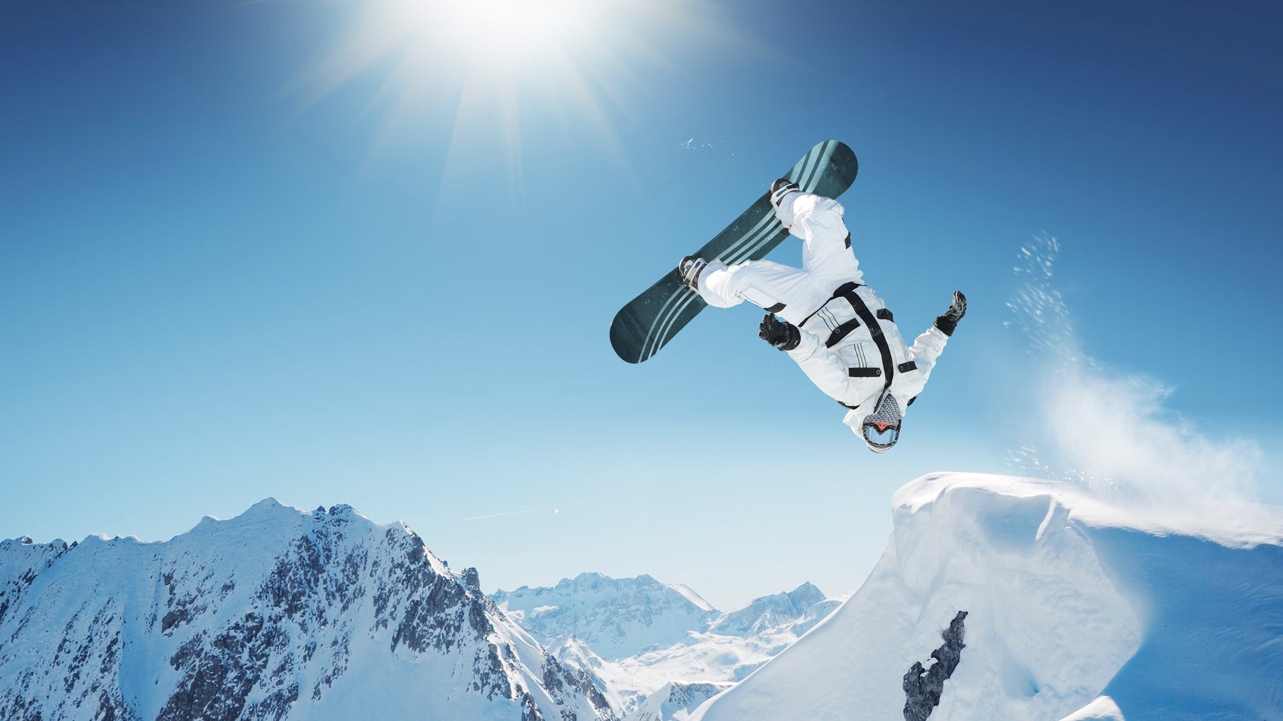 节奏的艺术,从地缘博弈到绿茵战场—论掌控的双重变奏