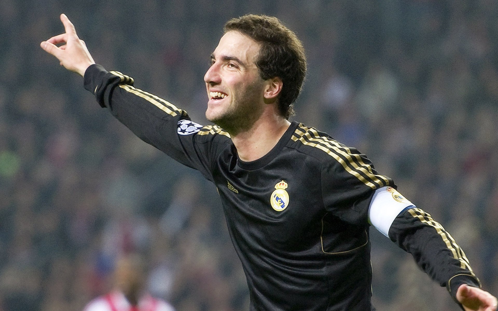 火箭碾压掘金,范弗利特惊艳四座,一场定义赛季的胜利